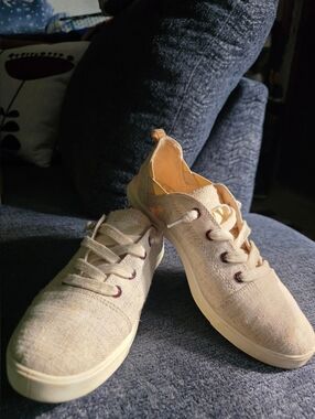 ROXY Bayshore Plus Tan Slip-On Shoes Sneakers Low-Top Women's US7.5 EUC